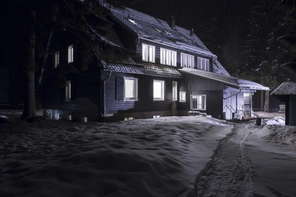 Отель The Cabin - Harz National Park Санкт-Андреасберг Экстерьер фото